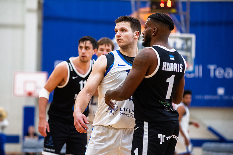 LU basketbola komanda atklāj 16. sezonu līdzjutēju priekšā